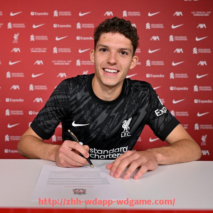 问鼎娱乐官网-解密意甲球队背后的人物关系和组织结构